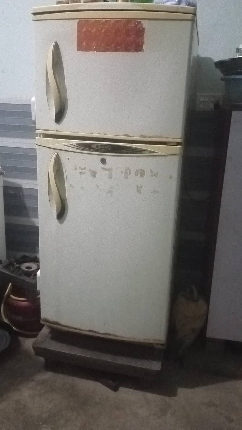 refrigerator

                                                            alt=