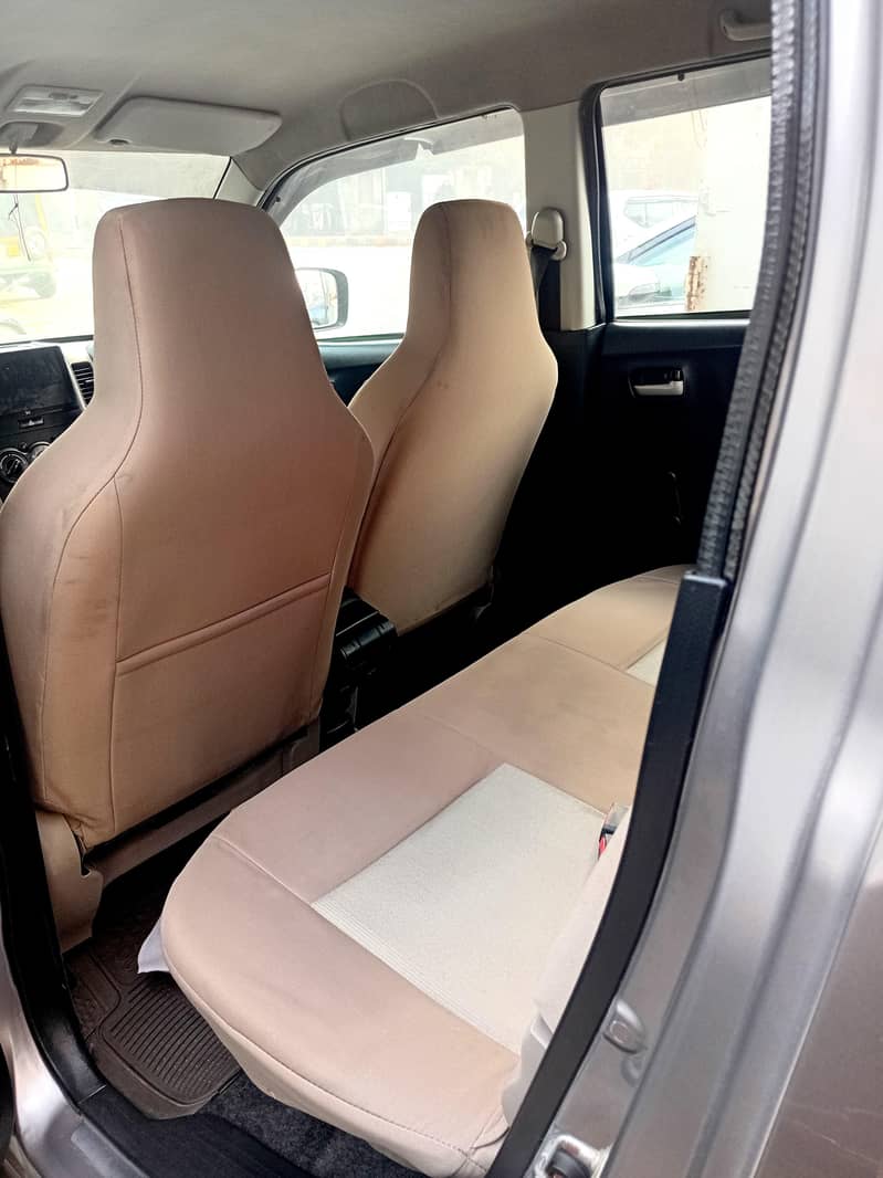 Suzuki Wagon R VXL 2017 in very good condition

                                                            alt=