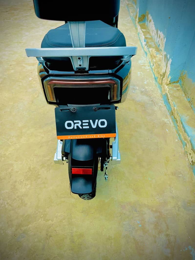 Orevo B2 scooty

                                                            alt=