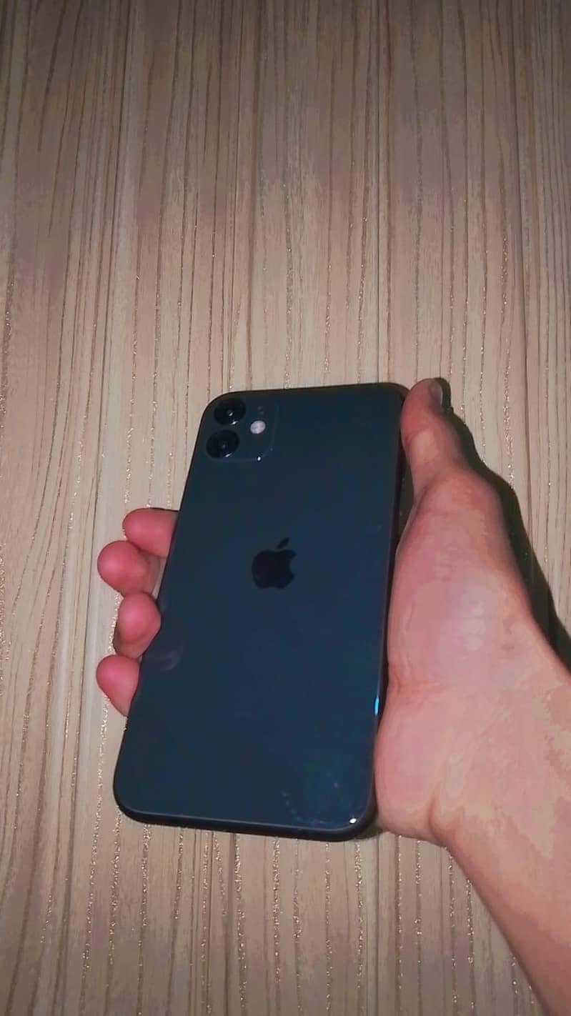 I phone 11

                                                            alt=