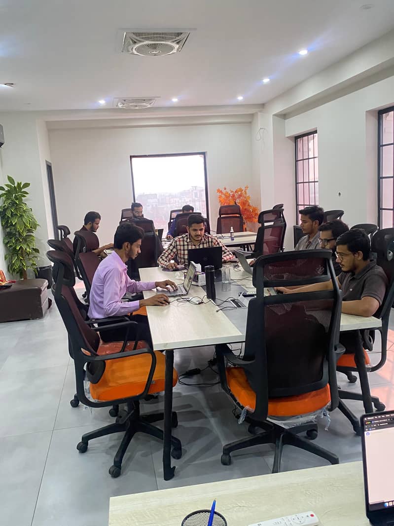 Content Writer with Canva Skills

                                                            alt=