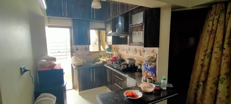 FLAT AVAILABLE FOR SALE 3BED DD

                                                            alt=