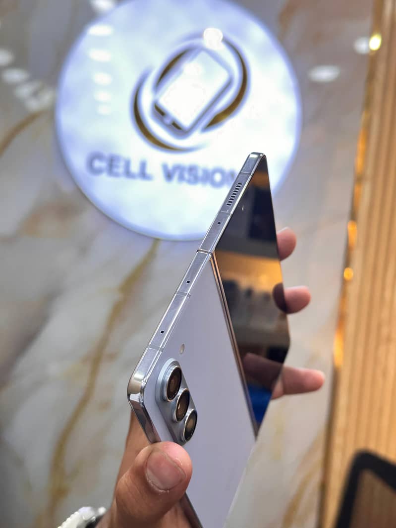 Samsung Z Fold 5 , 12/256 , PTA Approved,  samsung z fold 5

                                                            alt=