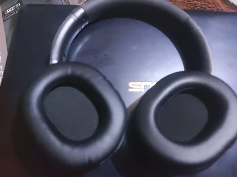 Wireless headphones Noise cancelation

                                                            alt=