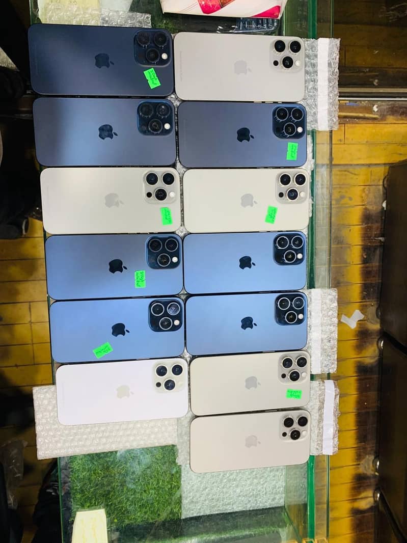 iPhone 15 pro max 256GB Factory Unlock 4 Month Simtime  Apple Msg

                                                            alt=