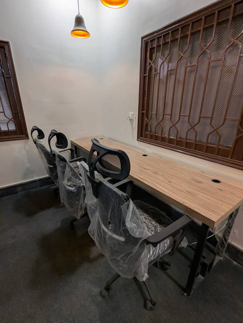 NO Advance Co-Working Space – University Road on Just 12,999

                                                            alt=