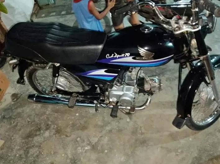 Honda cd70 bike urgent sale

                                                            alt=
