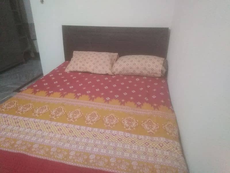 Double bed with foam mattress in good condition

                                                            alt=