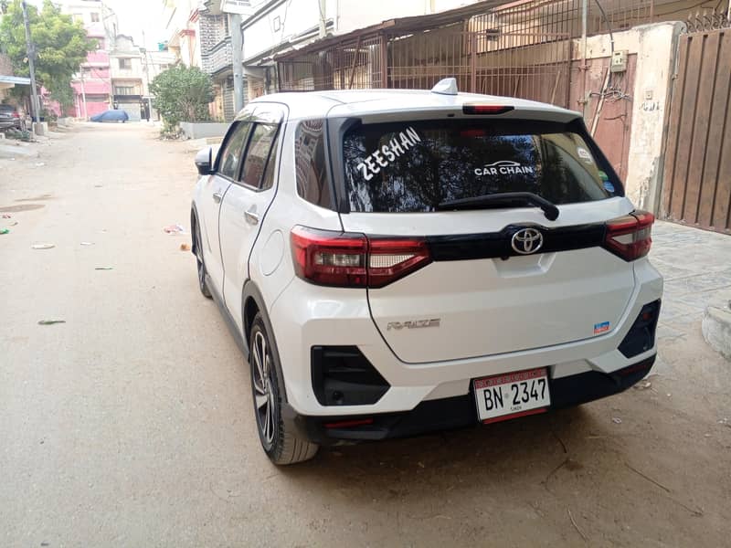 Toyota raize Z 2020/2025

                                                            alt=