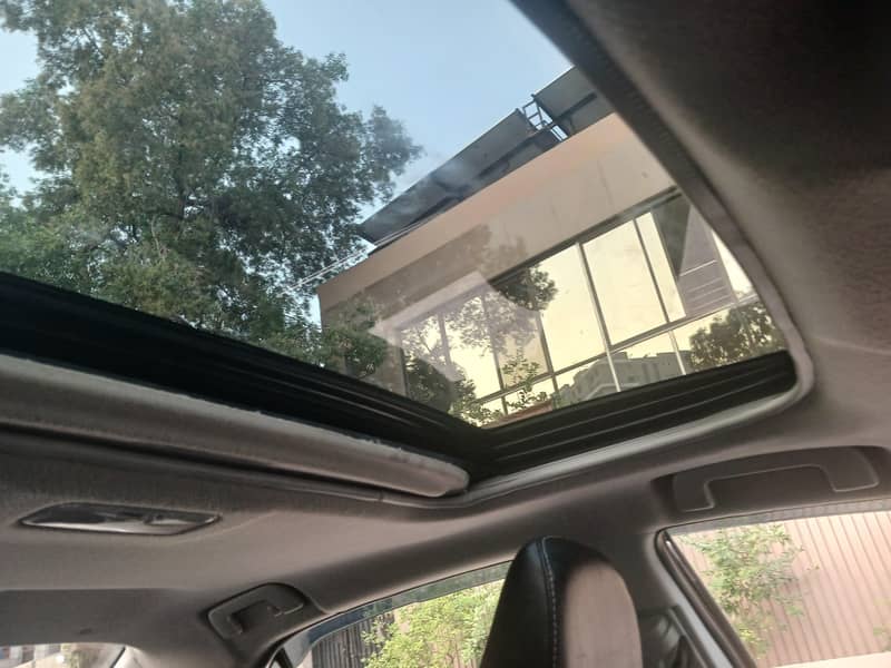 Toyota Corolla Altis X Grande 2024 Black Interior

                                                            alt=