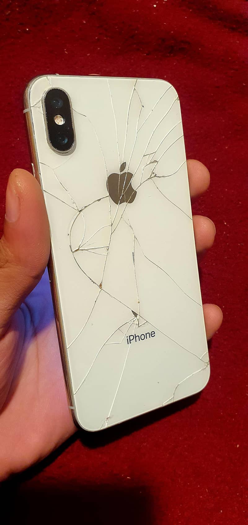 Iphone Xs white color 64 gb factory unlock face id very good

                                                            alt=