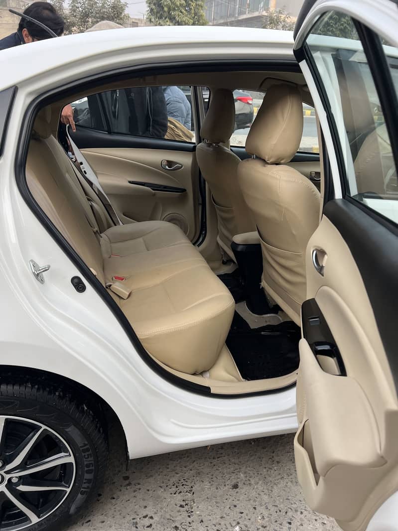 Toyota Yaris 1.3 ATIV CVT

                                                            alt=