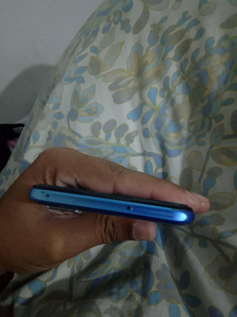 vivo Y31 4/128 PTA Approved Excellent Condition

                                                            alt=