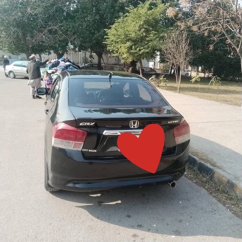 Honda city 2013

                                                            alt=