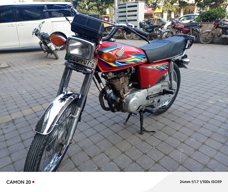 HONDA || CG 125 || Edition || Model 2018

                                                            alt=