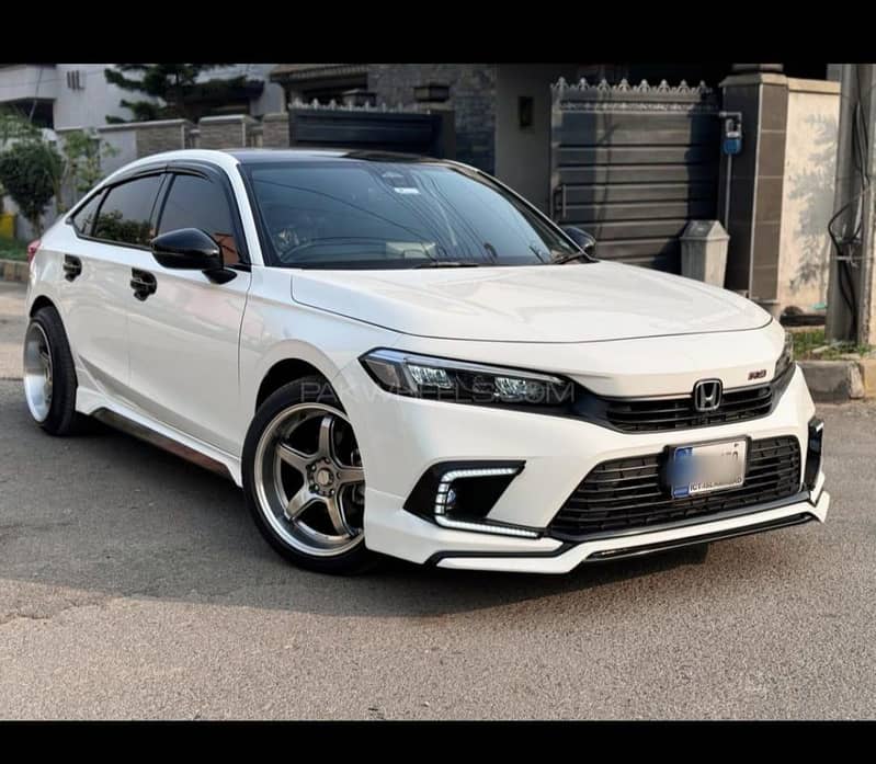 Honda Civic RS

                                                            alt=