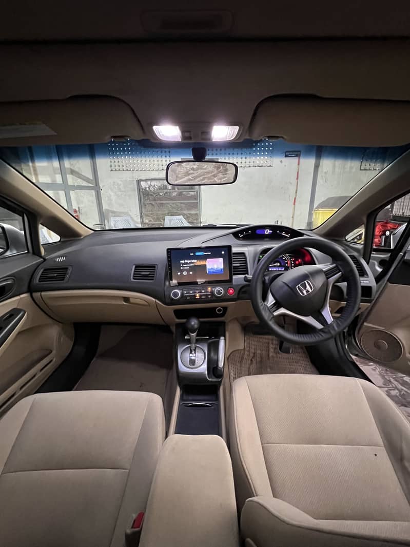 Honda civic reborn totall geniune in rush condition

                                                            alt=