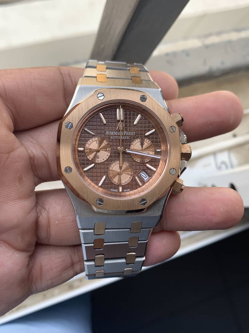 Luxury Two-Tone Automatic Chronograph Watch – Rose Gold & Steel Design

                                                            alt=