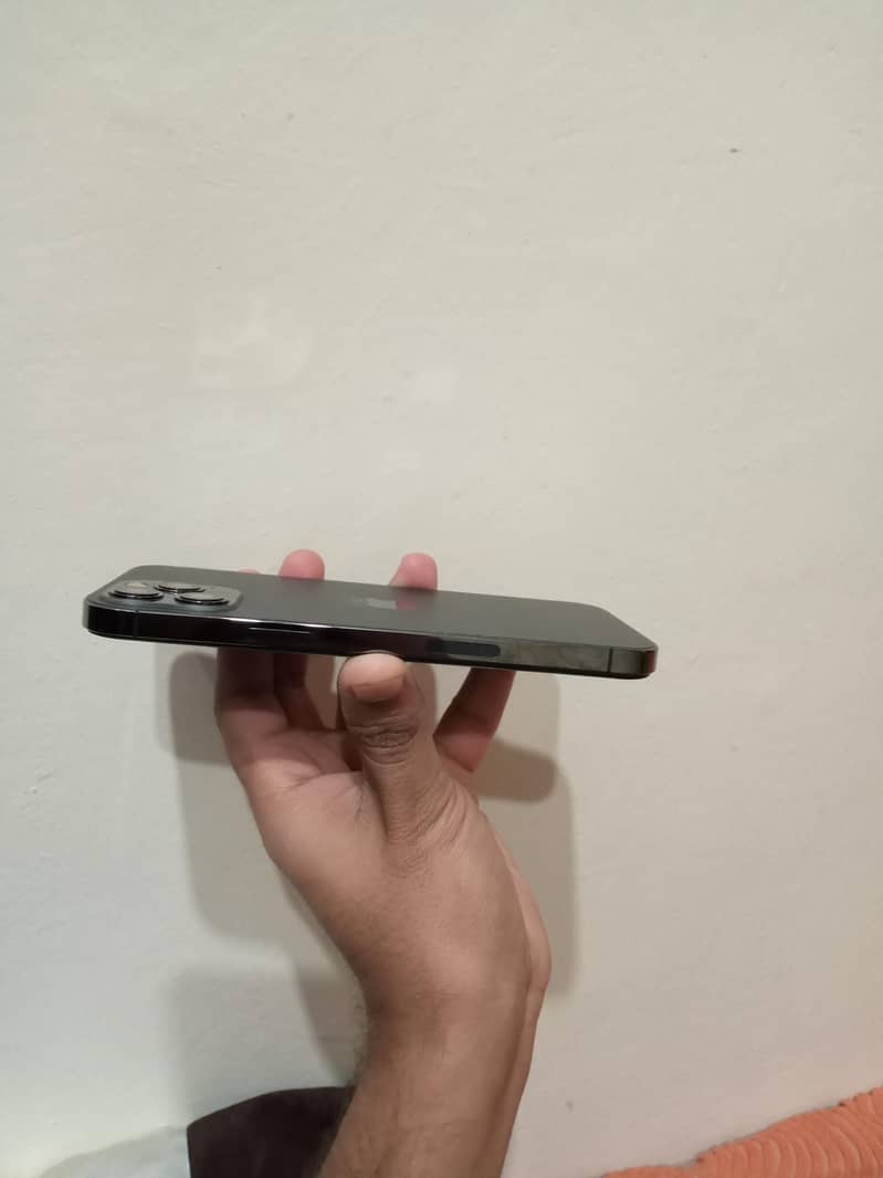 Iphone 12 Pro Max Non pta with box

                                                            alt=