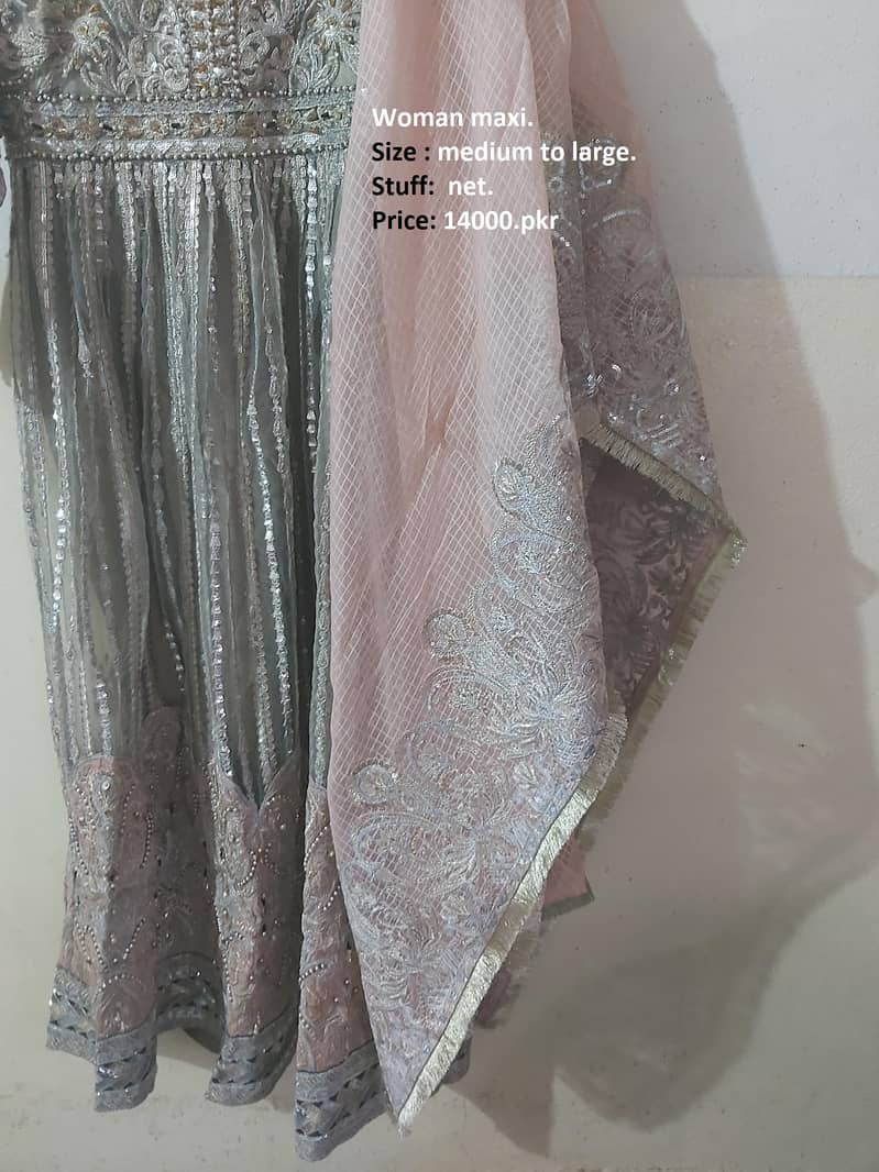 maxi for sale,  excellent and stylish. almost new. unpacked.

                                                            alt=