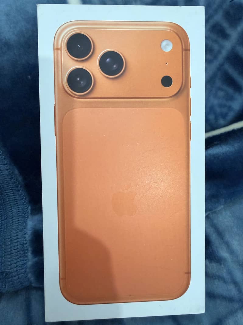 Apple iPhone 17 Pro Max Physical Dual Sim Box and Cable New for sale

                                                            alt=