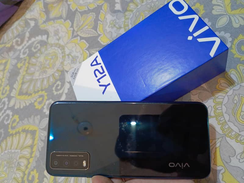 vivo y12a

                                                            alt=