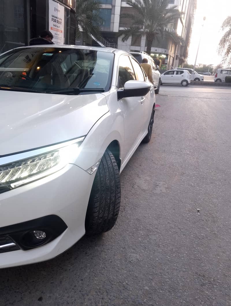Honda  Civic VTi Oriel Prosmatec 2020 Model

                                                            alt=