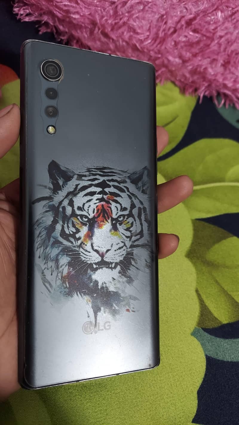 LG VELVET 5G

                                                            alt=