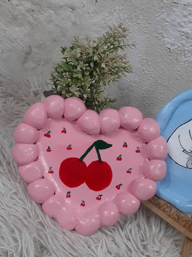 handmade trinket tray for jewellery

                                                            alt=