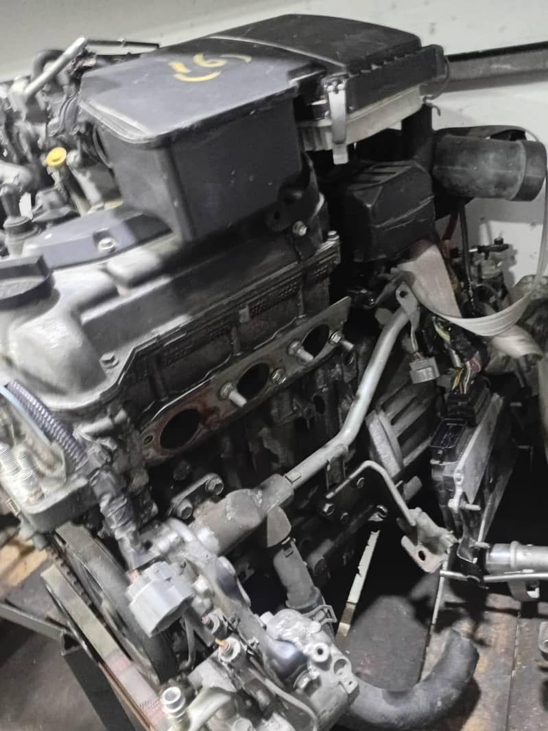 660 cc complete engine with automatic gear japanese

                                                            alt=