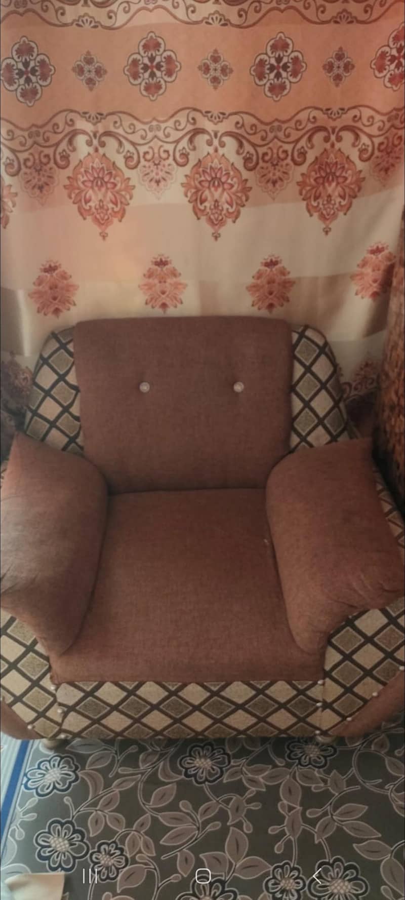 5 seater sofa set

                                                            alt=