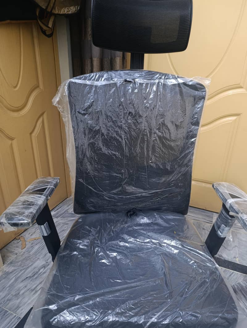 Comfortable Mesh Office chair, Gaming chair, support back chair

                                                            alt=