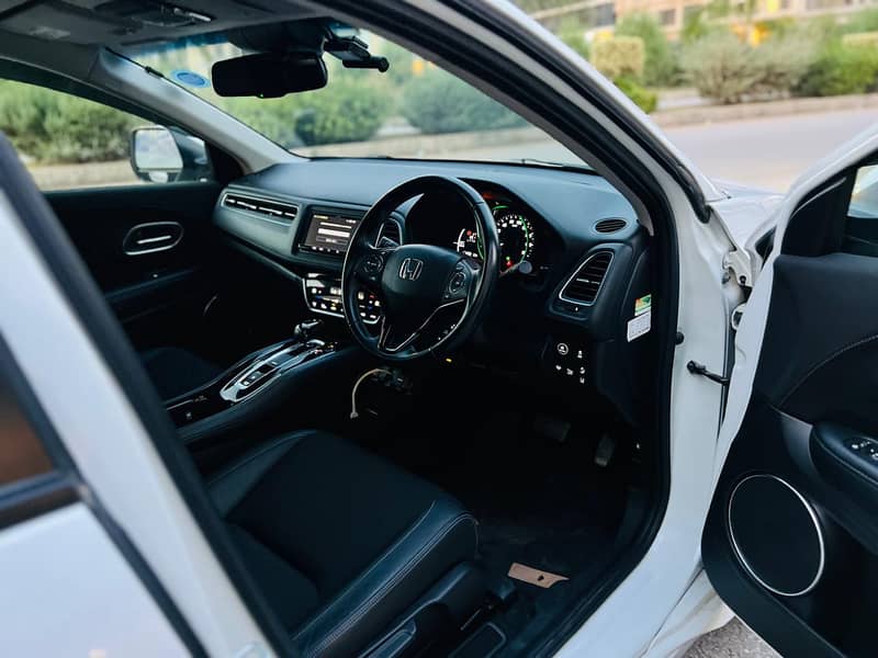 Honda Vezel 2019

                                                            alt=