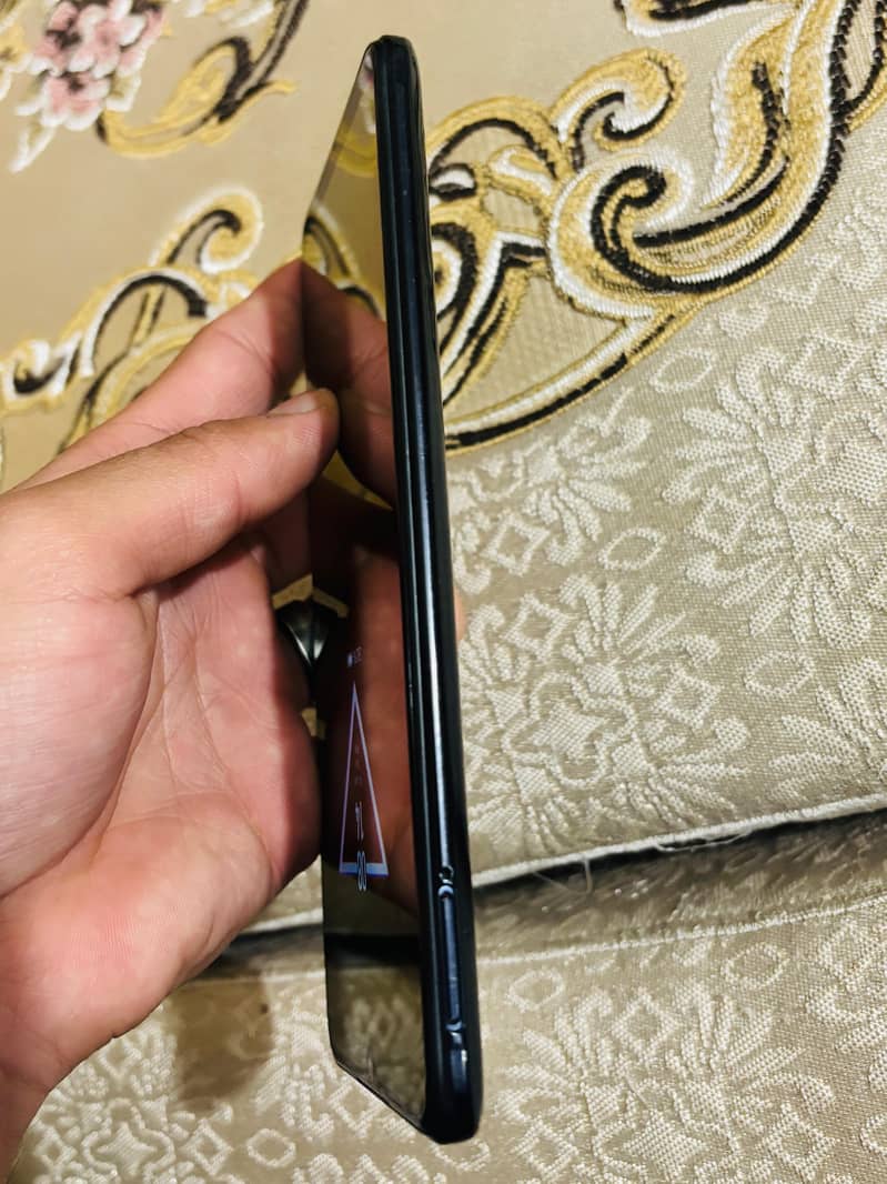 vivo y51

                                                            alt=