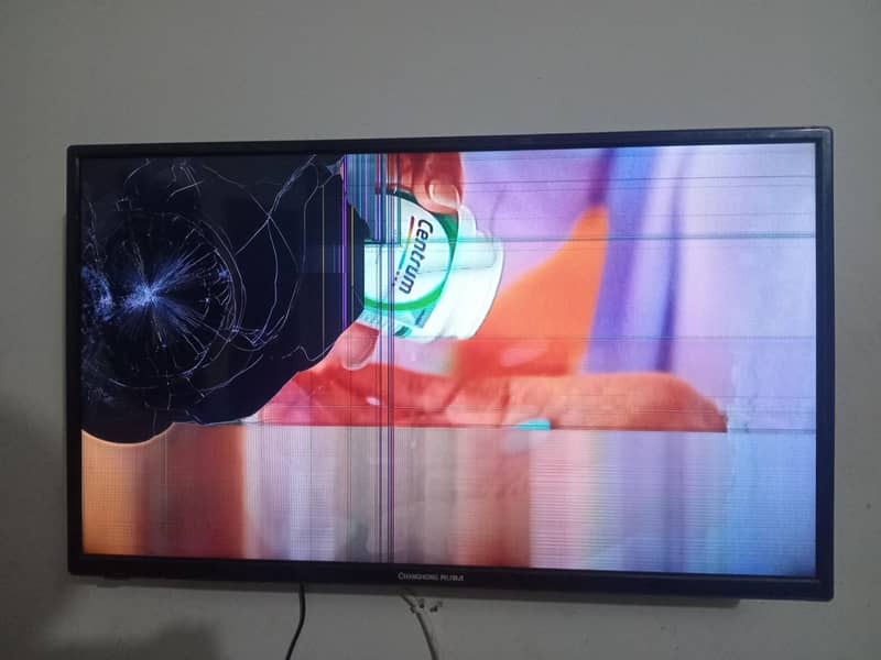 Changhong Ruba 32 Inch Smart TV – Screen Broken (For Parts)

                                                            alt=