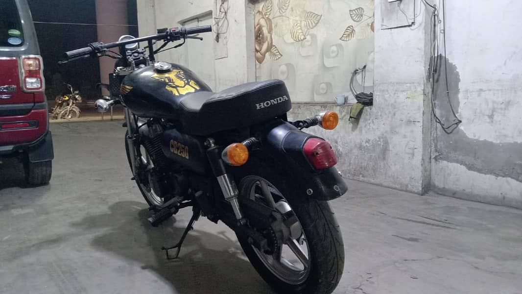 Honda CB 250 Urgent For Sale | Honda CB 250 |  Need Money | Genuine

                                                            alt=
