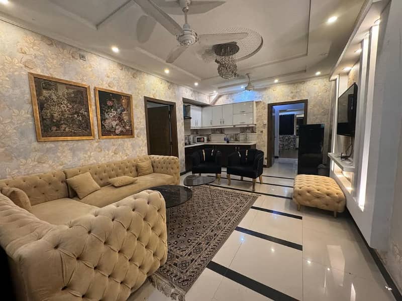 Daily basis 1bed ROM full furnished apartments safe and scour 100%coupe allow

                                                            alt=