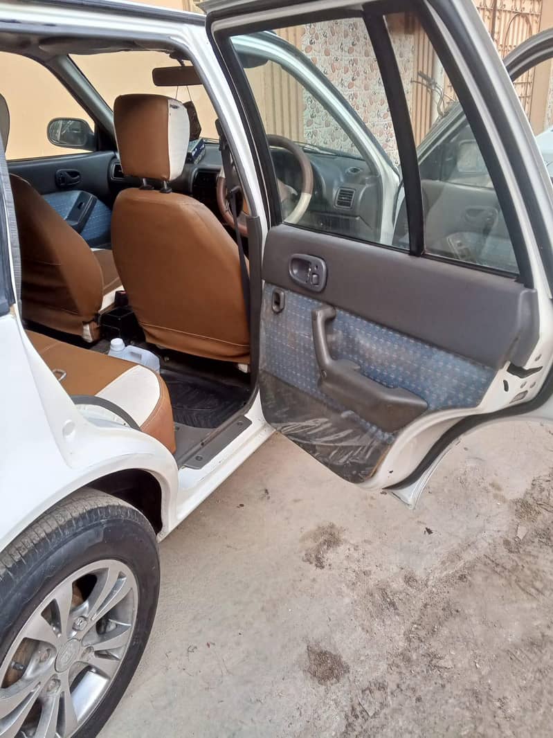 Suzuki Cultus Vxl Model 2004

                                                            alt=