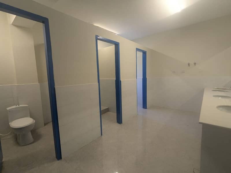 6250 Sqft to 25000 sq ft Ground Floor Commercial Space For Office Available On Rent Ideally Located In I-10

                                                            alt=