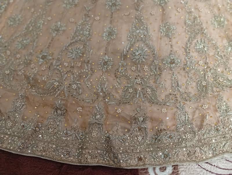 Brdal Maxi Hand made Work

                                                            alt=