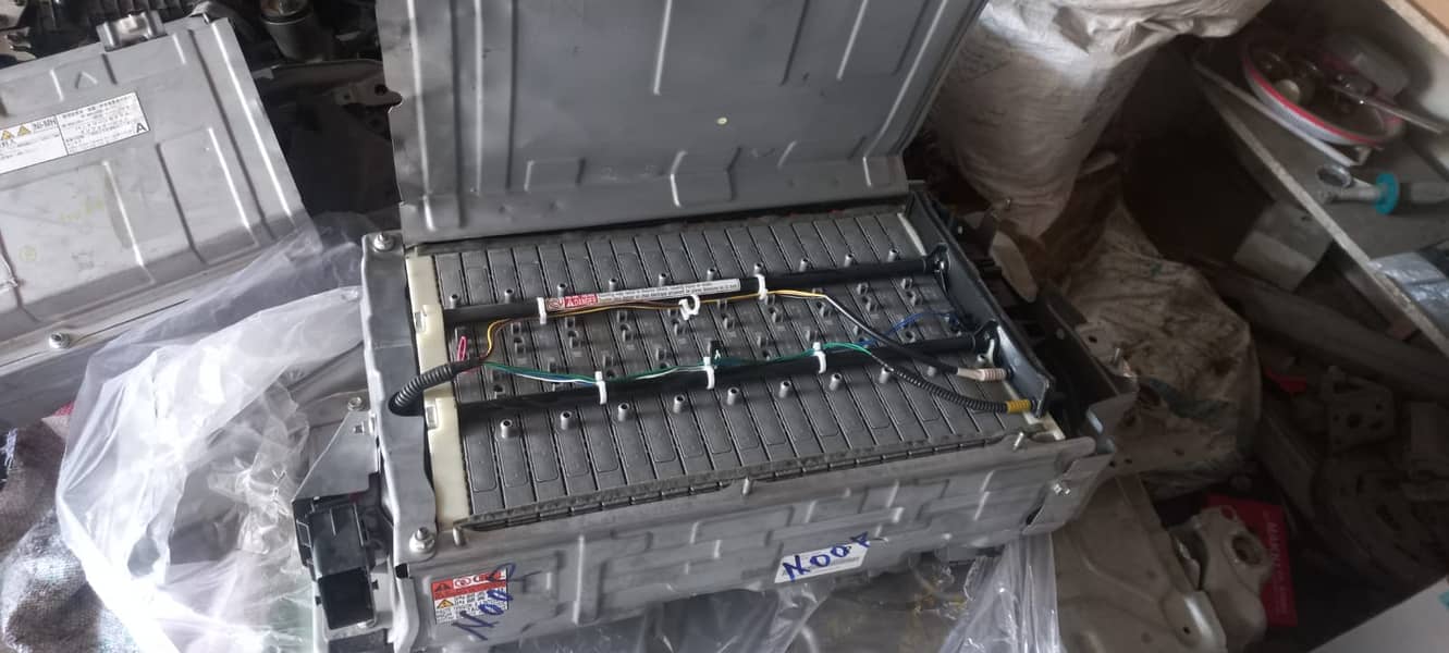 Hybrid batteries & ABS | Toyota Prius | Aqua | Axio,Hybrid battery.

                                                            alt=