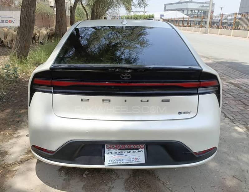 Toyota Prius Hybrid 2023/2024 I Karachi Registered I Verified Auction

                                                            alt=