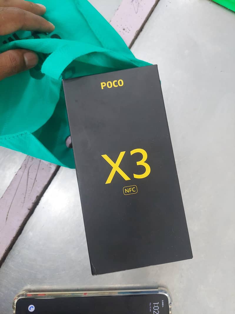 Poco X3 10.9 box  b hi 6. gb. 128. gb

                                                            alt=