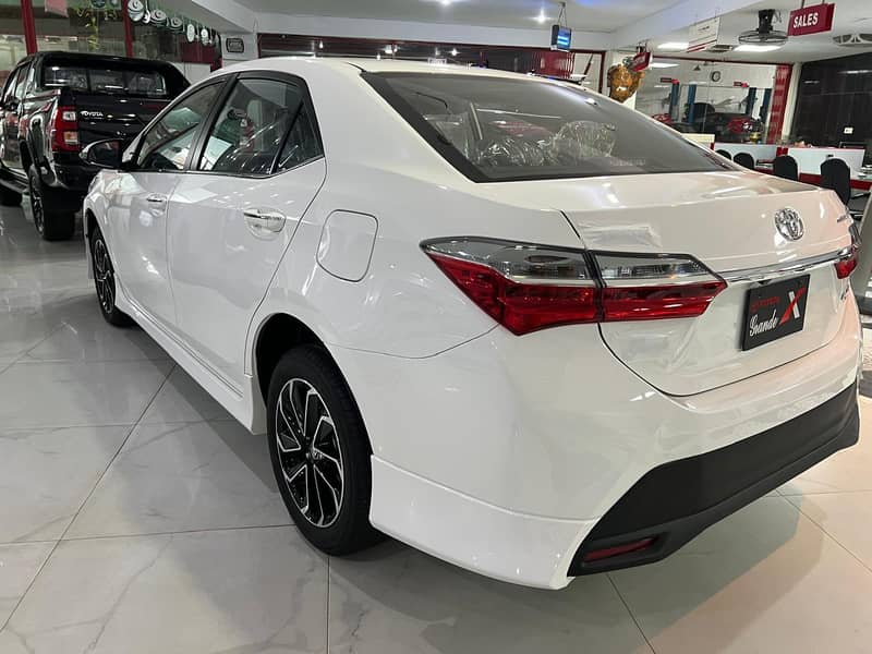 Toyota Corolla Altis Grande 2026

                                                            alt=