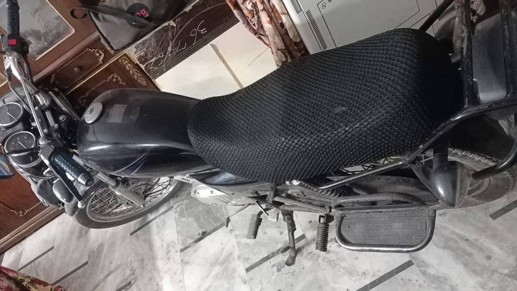 Suzuki GS 150 - Excellent Condition|Year 2022|Call + 0321-4160127

                                                            alt=