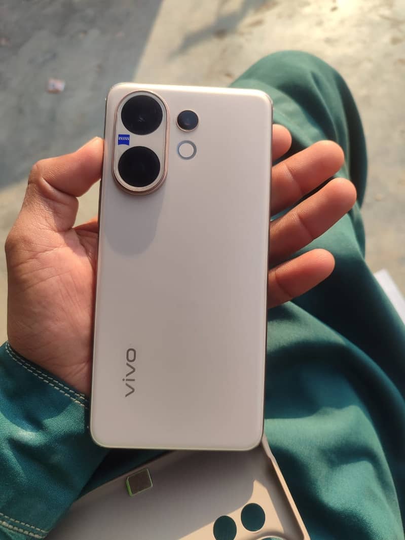 Vivo V60 12/512 GB Memory PTA Approved Whatsapp ( 0301_3564529)

                                                            alt=