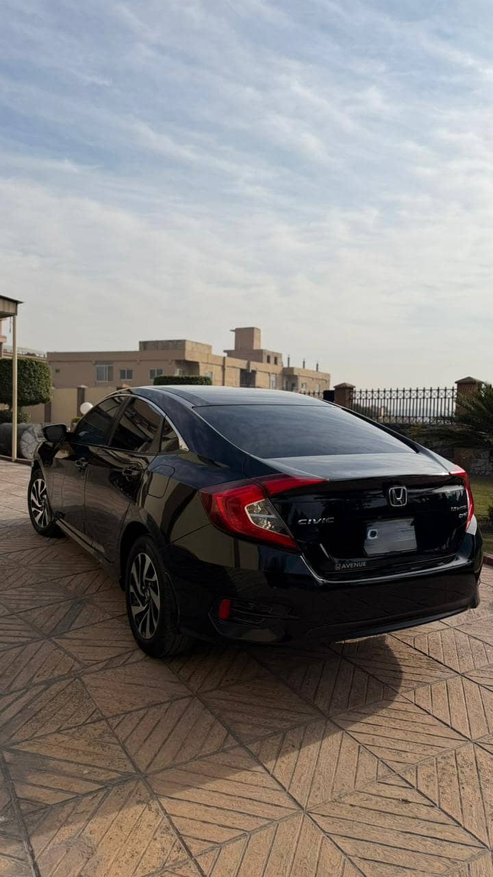 Honda Civic Oriel 2019

                                                            alt=