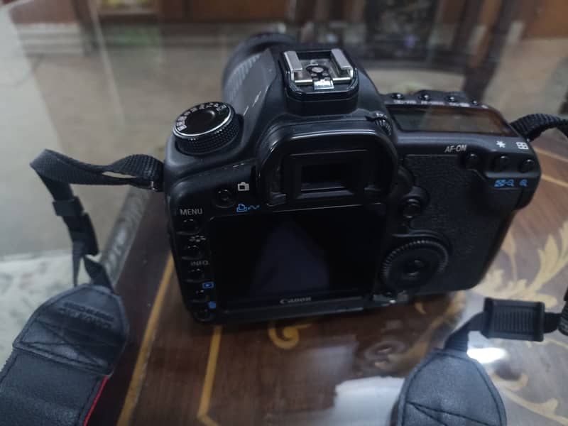 Canon 5D mark 2

                                                            alt=