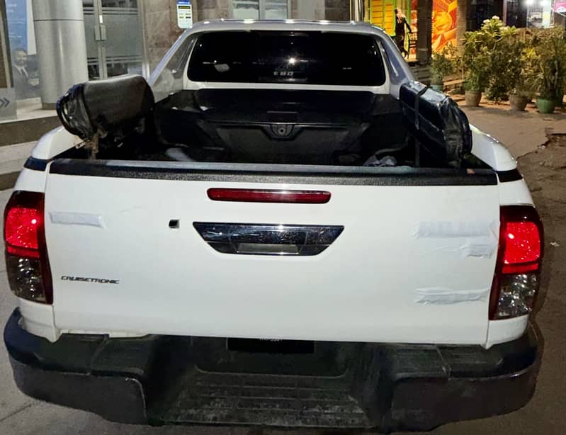 Toyota Revo 2017 December invoice 2018 January registration

                                                            alt=