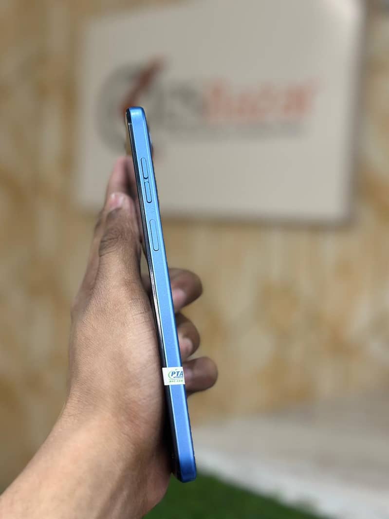 Motorola Moto G play 2024 4gb Ram 128gb Storage

                                                            alt=